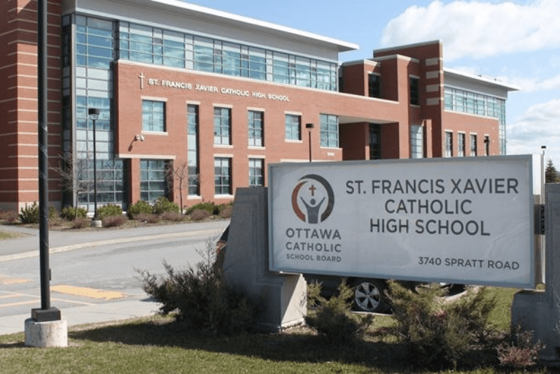 St.- Francis-Xavier-Catholic-High-School-Du-học-Edupath