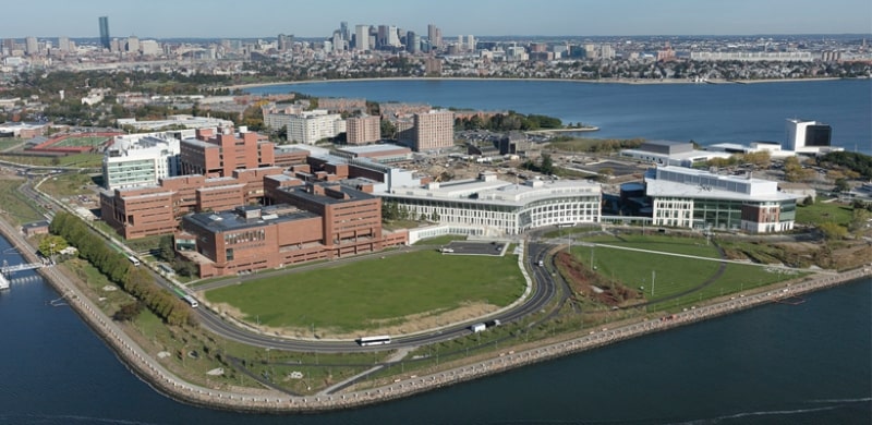 Khung-cảnh-của-trường-University-of-Massachusetts-Boston-Du-học-Edupath
