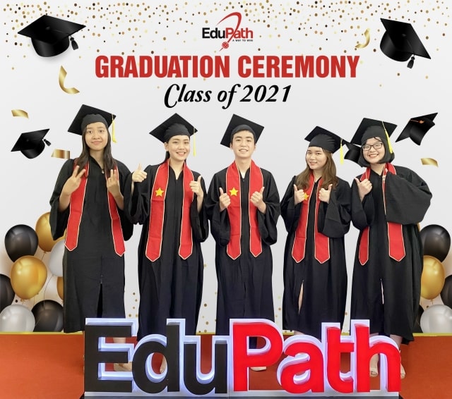 Học sinh tốt nghiệp chương trình Học Phổ thông Mỹ Online - Du học EduPath