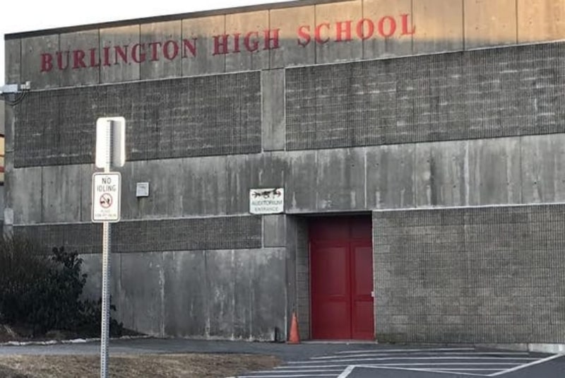 Burlington-High-School-Du-học-Edupath