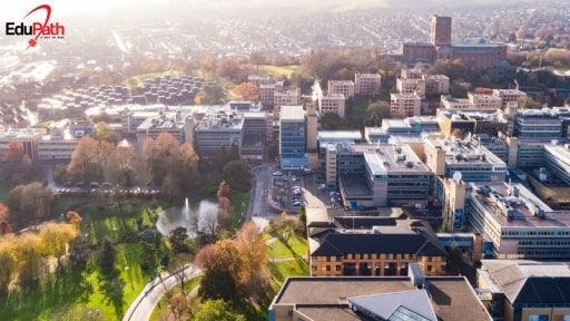 Cảnh quan trường University of Surrey - EduPath